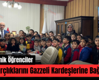 Siirtli Minik Öğrenciler Okul Harçlıklarını Gazzeli Kardeşlerine Bağışladı