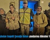 Siirt’te Kaybolan Engelli Çocuğu Bulan Jandarma Ailesine Teslim Etti!